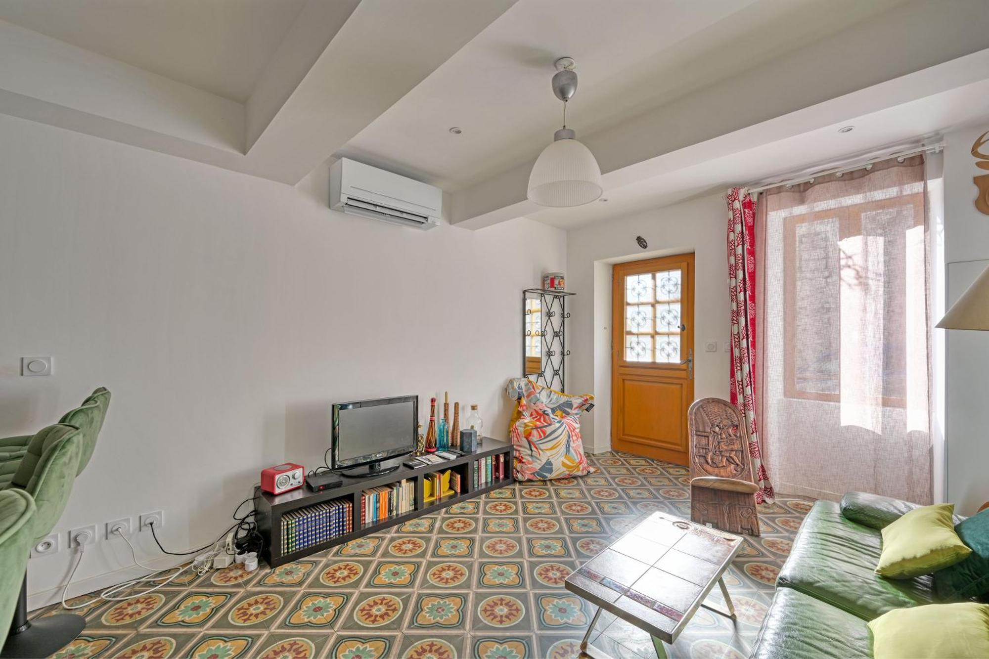 La Cigale - Vieux Village - Charmante Maisonnette Climatisee Avec Jardin Villeneuve-lès-Avignon Kültér fotó