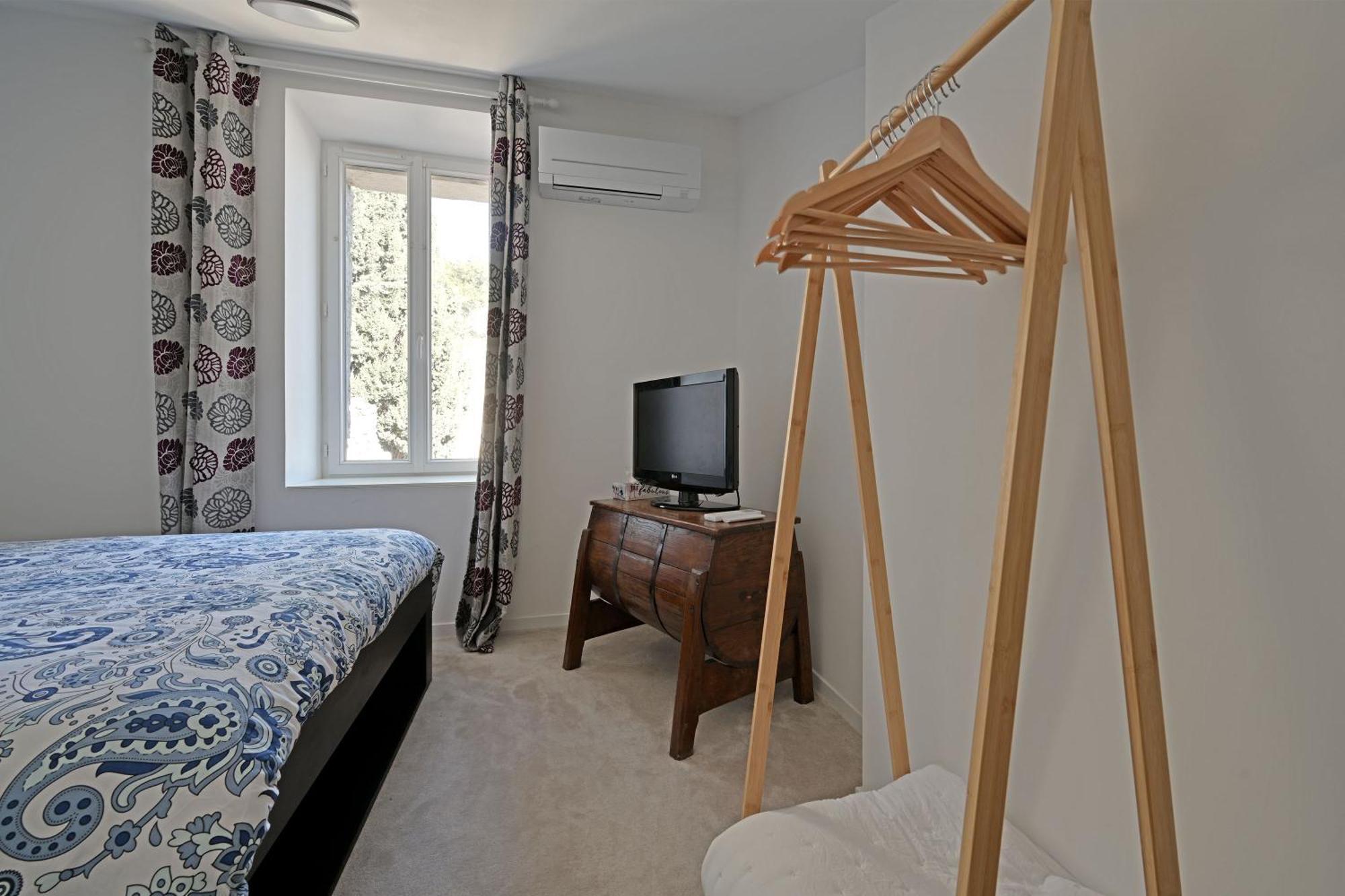 La Cigale - Vieux Village - Charmante Maisonnette Climatisee Avec Jardin Villeneuve-lès-Avignon Kültér fotó